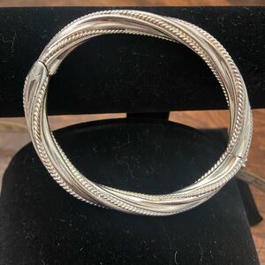 Elegant Silver Women's Bracelet